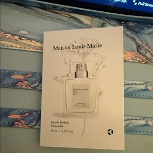 Maison Louis Marie sample